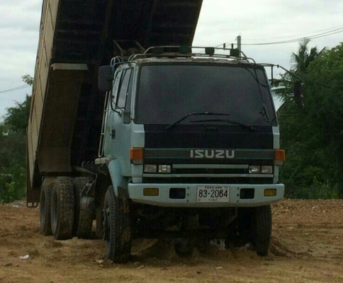 สิบล้อ อีซูชุ ร็อค195นางฟ้า ปี39 เกียร์ฟูเลอร์ ช่วงล่าง 2เพาใหญ ดั้มกะบะมีเนียม สภาพดีสวยพร้อมใช้ ทะเบียนพร้อมโอน สิบล้อ อีซูชุ ร็อค195นางฟ้า ปี39 เกียร์ฟูเลอร์ ช่วงล่าง 2เพาใหญ ดั้มกะบะมีเนียม สภาพดีสวยพร้อมใช้ ทะเบียนพร้อมโอน