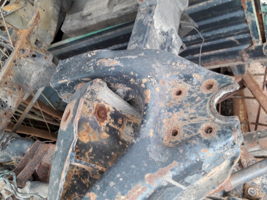 ช่วงล่างหน้า TOYOTA ไดน่า LH80 DYNA