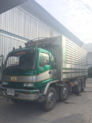 12ล้อดั้ม ISUZU 200HPเพลาเดียว