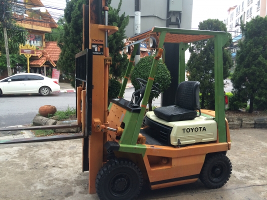 รถฟอร์คลิฟต์  TOYOTA  เครื่องดีเซล