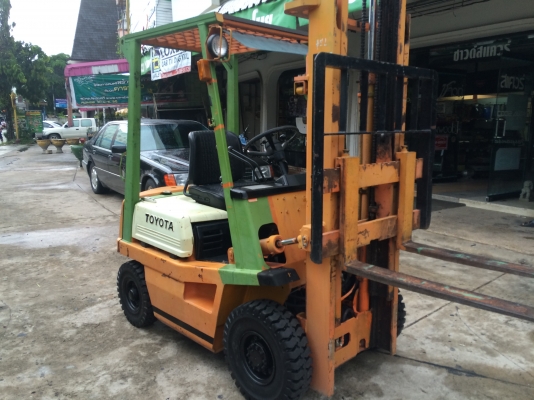 รถฟอร์คลิฟต์  TOYOTA  เครื่องดีเซล