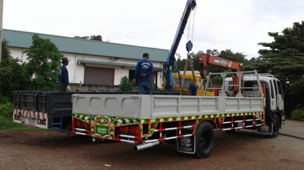 ขายด่วน รถ 6 ล้อ บรรทุกติดเครน HINO FF 195 แรงม้า