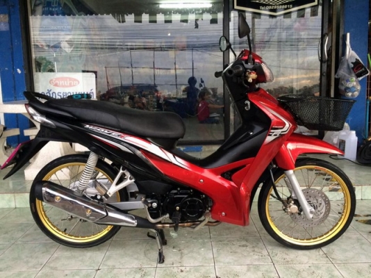 Honda Wave 110i Fi ตัวใหม่ รถปลายปี58 เครื่องเดิมๆ แต่งสวยภายนอกมาอย่างเดียวราคาถูกๆครับ