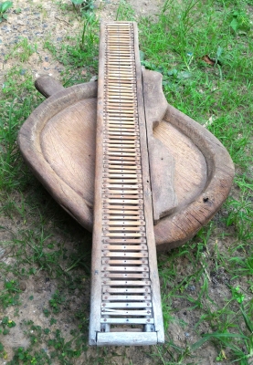 ฟืมไม้ทอเสื่อ ทอสาด ของเก่างานทำมือ งานแปลก ไว้ตกแต่งร้านค้าบ้านเรือน