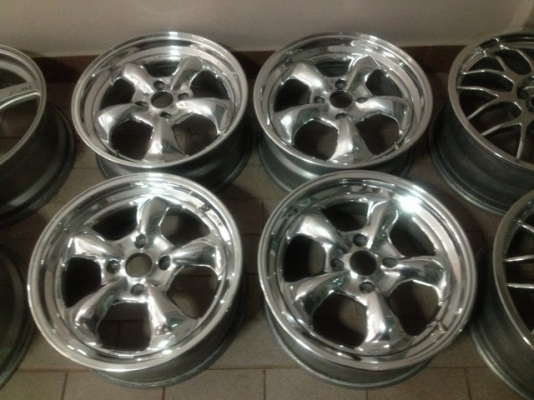 ล้อเเท้ W WORK 17กว้าง7นิ้วอ๊อฟ44 4รู114เก่าญี่ปุ่นเเท้ปัดเงามาสวยๆวิ้งๆ