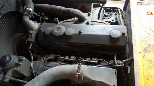 ขายรถยก3ตันKOMATSUรุ่น11เสา4.5เมตร..ยางตัน..รถนอกปั๊มแรงมาก