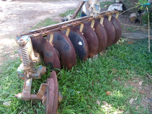 ขายรถไถ่ฟอร์ด 6600  แท้ทั้งคัน  .พร้อมใช้งาน.เล่มพร้อมติดมือ....