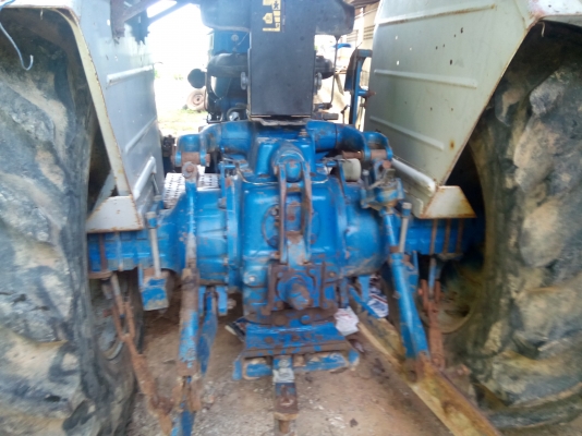 ขายรถไถ่ฟอร์ด 6600  แท้ทั้งคัน  .พร้อมใช้งาน.เล่มพร้อมติดมือ....