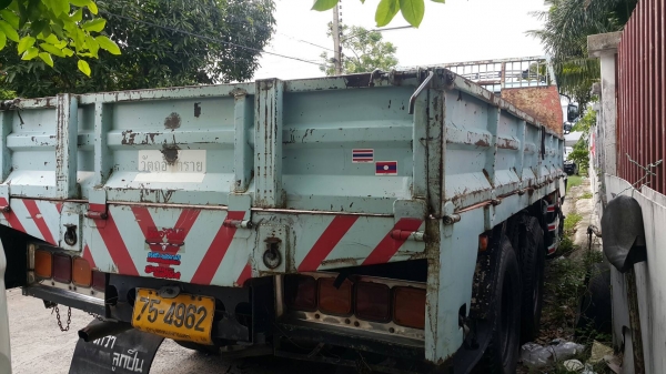 ขาย กะบะเหล็ก รถบรรทุกสิบล้อ กะบะมาตฐานสภาพดี ราคาเบาๆ 45,000บ เหล็กทั้งลูก ขาย กะบะเหล็ก รถบรรทุกสิบล้อ กะบะมาตฐานสภาพดี ราคาเบาๆ 45,000บ เหล็กทั้งลูก