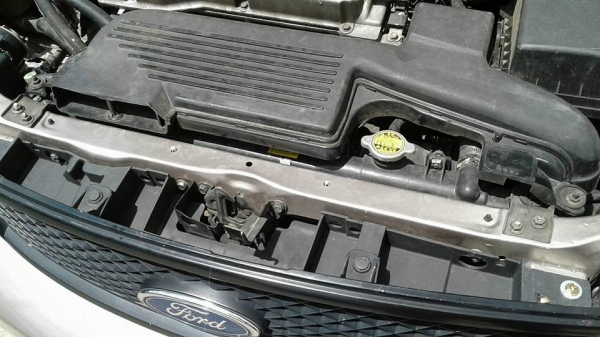 @@@____ขายรถซีดาน Ford Laser Tierra vxi ปี 2003 @@@____ขายรถซีดาน Ford Laser Tierra vxi ปี 2003