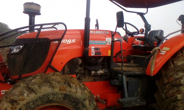 ขายดาวน์ รถไถคูโบต้า Kubota M 108S รถใช้งานน้อย 1,XXX ชั่วโมง