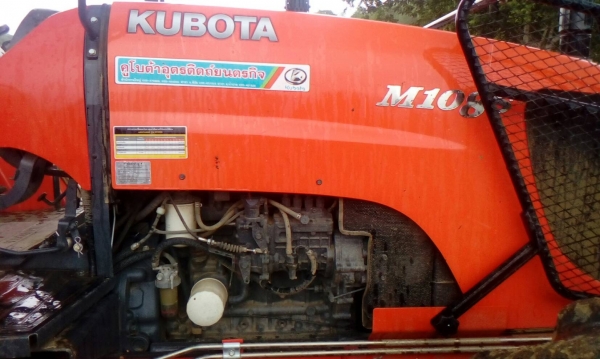 ขายดาวน์ รถไถคูโบต้า Kubota M 108S รถใช้งานน้อย 1,XXX ชั่วโมง