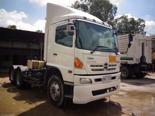 ขายหัวลาก HINO 380 ปี 57 ใช้น้อยมาก สวยจริง ยางเต็ม ขายหัวลาก HINO 380 ปี 57 ใช้น้อยมาก สวยจริง ยางเต็ม