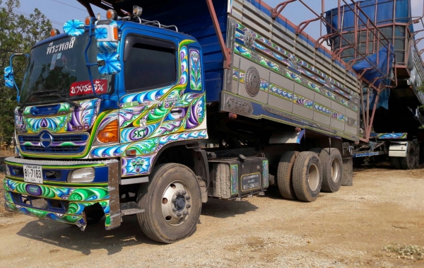 สิบล้อ ฮีโน่ 344ปี56 แม่ลูก3คาน ดั้มกะบะมีเนียม สภาพดีเดิมๆรถวิ่งงานประจำ เล่มทะเบียนพร้อมโเน