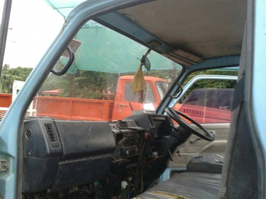 ขายรถดั้ม6ล้อ ISUZU.NKR เครื่อง100แรง สภาพพร้อมใช้งาน ขายรถดั้ม6ล้อ ISUZU.NKR เครื่อง100แรง สภาพพร้อมใช้งาน