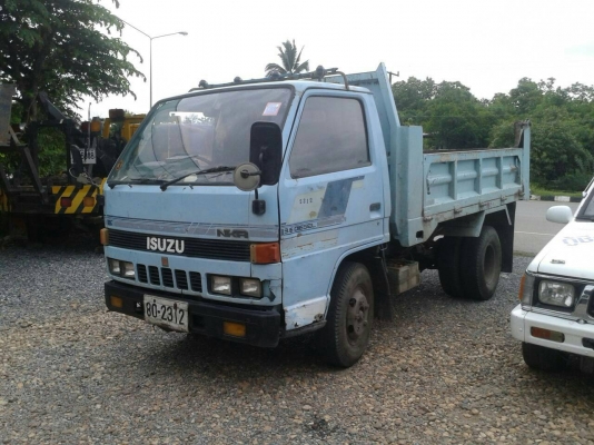 ขายรถดั้ม6ล้อ ISUZU.NKR เครื่อง100แรง สภาพพร้อมใช้งาน ขายรถดั้ม6ล้อ ISUZU.NKR เครื่อง100แรง สภาพพร้อมใช้งาน