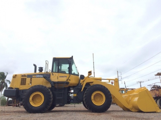 รถตักล้อยาง KOMATSU WA380-6 สภาพสวยพร้อมใช้