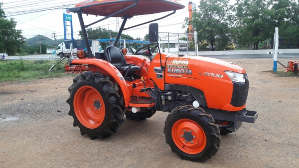 ขายคูโบต้า l3008dt (ตัวเปล่า)สวยเดิมๆทุกชิ้น ใช้งาน 217 ชัวโมง เล่มทะเบียนพร้อม