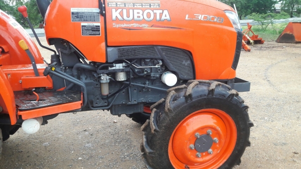 ขายคูโบต้า l3008dt (ตัวเปล่า)สวยเดิมๆทุกชิ้น ใช้งาน 217 ชัวโมง เล่มทะเบียนพร้อม