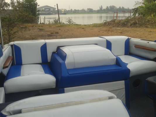 Bayliner18.5 ฟุตพร้อมเทรเล่อร์