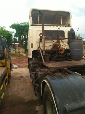 Hino mega หัวลาก ปี47 เครื่อง jo8c งวดละ 3หมื่นก่า เหลือ 5แสนก่าบาท