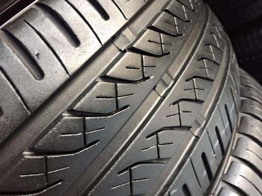 ขายยาง YOKOHAMA A-DRIVE 195-55-15 ปี12 ดอกเต็ม ไม่มีปะ สภาพสวย ชุดละ 3,500 บาท