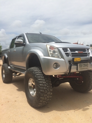 ขาย อีซูซุ 4 ประตู ปี2008