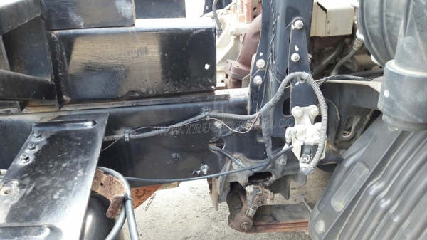 6 ล้อดัมพ์ HINO รุ่น FC9JELA  เครื่อง 175 แรงม้า จดทะเบียนปี 2552