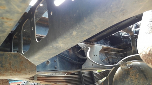 6 ล้อดัมพ์ HINO รุ่น FC9JELA  เครื่อง 175 แรงม้า จดทะเบียนปี 2552