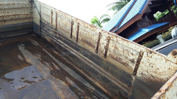 6 ล้อดัมพ์ HINO รุ่น FC9JELA  เครื่อง 175 แรงม้า จดทะเบียนปี 2552