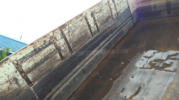 6 ล้อดัมพ์ HINO รุ่น FC9JELA  เครื่อง 175 แรงม้า จดทะเบียนปี 2552