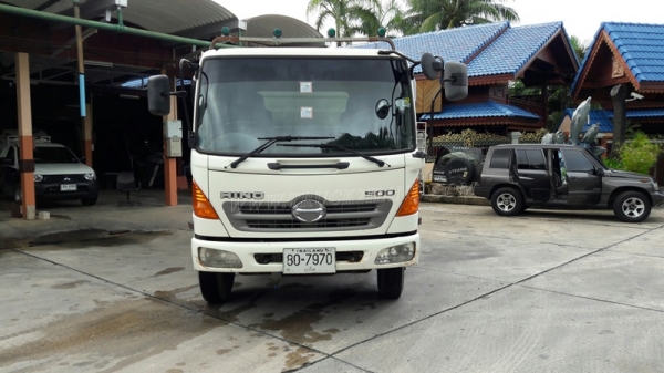 6 ล้อดัมพ์ HINO รุ่น FC9JELA  เครื่อง 175 แรงม้า จดทะเบียนปี 2552