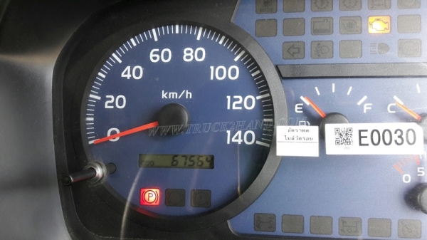 6 ล้อดัมพ์ HINO รุ่น FC9JELA  เครื่อง 175 แรงม้า จดทะเบียนปี 2552