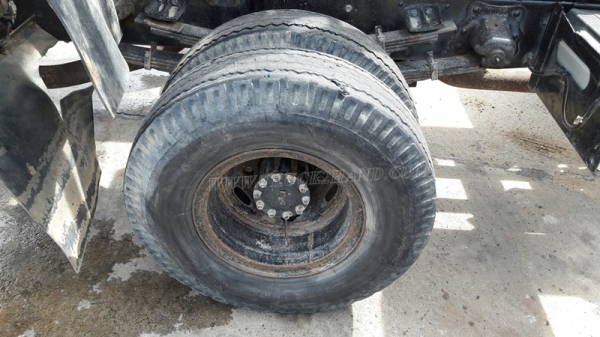 6 ล้อดัมพ์ HINO รุ่น FC9JELA  เครื่อง 175 แรงม้า จดทะเบียนปี 2552