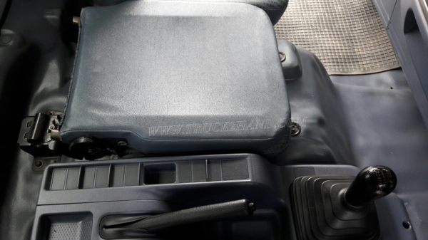 6 ล้อดัมพ์ HINO รุ่น FC9JELA  เครื่อง 175 แรงม้า จดทะเบียนปี 2552