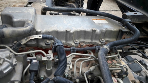 6 ล้อดัมพ์ HINO รุ่น FC9JELA  เครื่อง 175 แรงม้า จดทะเบียนปี 2552