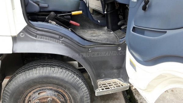 6 ล้อดัมพ์ HINO รุ่น FC9JELA  เครื่อง 175 แรงม้า จดทะเบียนปี 2552