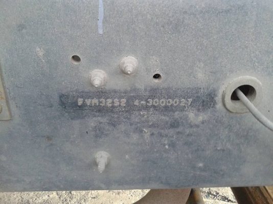 ขาย 10 ล้อ ตู้แห้ง 10 บาน 230 เเรง เทอร์โบ เพลาเดียว เพลาโบกิ้งใหญ่ ยาว 7.70 เมตร ปี 2547 สภาพวสวย พร้อมใช้ สอบถามเพิ่มเติมได้ที่ 081-4825911 คุณพิมพ์ใจ 085-0097969 คุณรุ่ง