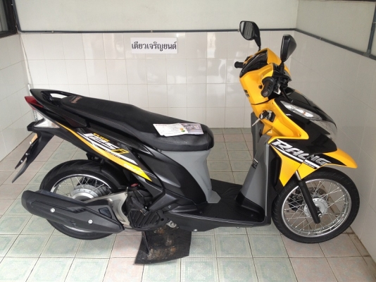 Click125i รองTop ลายใหม่ วิ่ง9000 ปลายปี57 (ของแถม 4 รายการ)