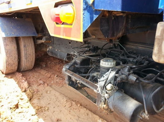 ขายรถ6ล้อ ดั้มร็อกกี้195แรง พ.เพาเวอร์ เบรกทิฟฟี่ ภายในสวย แอร์เย็น ยาง825 ขอบ16 รถสวยสภาพดี เอกสารเล่มทะเบียนพร้อมโอน ราคา670,000 สนใจโทร 090-8588220คุณนะ 093-3258446คุณบิว หรือเข้าดูสินค้าอื่นๆได้ที่ www.narong2truck.com www.truck.in.th/498 หรือเพจFaceb