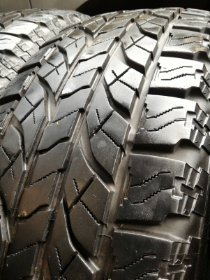 ขายยาง Yokohama 245 x 70 x 16 AT ปี  15