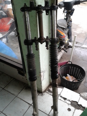 โช้คและแผงคอ Honda MTX