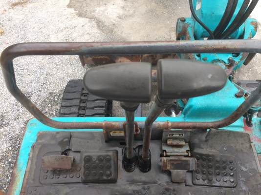 ขายถูก Kubota K-030 สภาพเดิมๆจาก ญี่ปุ่น สวยพร้อมใช้งาน โทร.090-986-2521 อ๊อบ