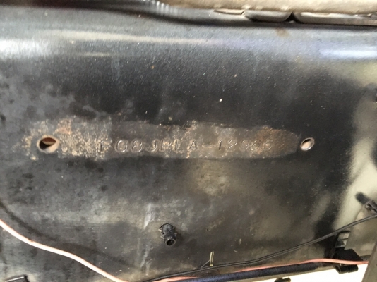 ขาย6ล้อHINO.MAGA.FG8JPLA Euro3.QDR.ซีรี่ย์500คอมมอลเรล 220เเรงรถห้างตู้เเห้ง10บานเปิดได้รอบยาว7.20เมตรปี2555(2012)ใช้งานได้เลยจัดไฟเเนนท์ได้สภาพสวยราคา1,450,000บาท ดูรถได้ที่เต็นท์รถ JJ.AUTOCAR 2 หลังวัดจันทรารามติดถนนเพชรเกษมหลักกิโลเมตรที่68.5 ฝั่งขาเข้