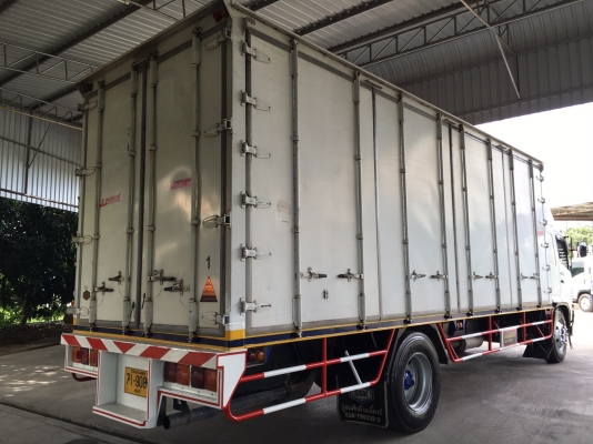 ขาย6ล้อHINO.MAGA.FG8JPLA Euro3.QDR.ซีรี่ย์500คอมมอลเรล 220เเรงรถห้างตู้เเห้ง10บานเปิดได้รอบยาว7.20เมตรปี2555(2012)ใช้งานได้เลยจัดไฟเเนนท์ได้สภาพสวยราคา1,450,000บาท ดูรถได้ที่เต็นท์รถ JJ.AUTOCAR 2 หลังวัดจันทรารามติดถนนเพชรเกษมหลักกิโลเมตรที่68.5 ฝั่งขาเข้