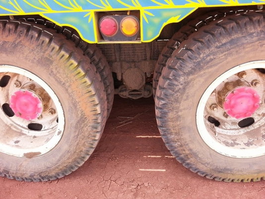 ขายเทรลเลอร์ขึ้น320ได้ 2เพลา TD195แรง เกียร์โลฮาย10สปีด รถสวยสภาพพร้อมใช้งาน เอกสารเล่มทะเบียนพร้อมโอน ราคา780,000 สนใจโทร 090-8588220คุณนะ 093-3258446คุณบิว หรือเข้าดูสินค้าอื่นๆได้ที่ www.narong2truck.com www.truck.in.th/498 หรือเพจFacebook ณรงค์ ซื้อขา