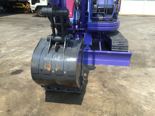 รถขุด Komatsu PC50UU-2E มือสองนำเข้าจากญี่ปุ่น ทำสีใหม่ พร้อมใช้งาน