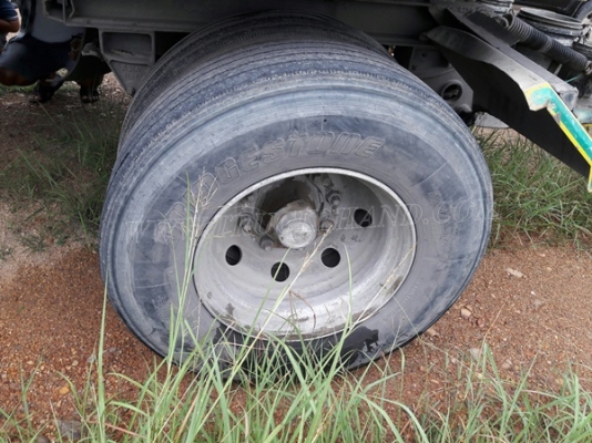 รถบรรทุกพ่วง แม่-ลูก 22 ล้อ ยี่ห้อ HINO ปีจดทะเบียน 2555 ขนาดเครื่อง 240 แรงม้า