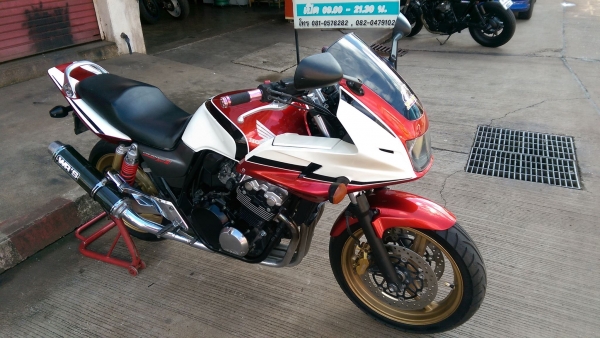 ขายคับ CB400 TECH3 SUPER BOLDOR Y2007 กญแจชิฟ สีสวย ท่อแต่ง แฮนด์บาร์ อินวอยส์ สรรพสามิตร ราคา 95500 บาท ส่งได้ทั่วไทยคับ สนใจติดต่อ 081-0578282 FACEBOOK ชาญณรงค์ ป๊อป ชัยอมฤต ไอดีไลน์ POPBIGBIKESAKON คับ สนใจรถสวย ถูก ดี ต้อง POP BIGBIKE SAKONNAKHON คลิป