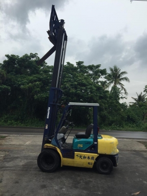 ขายฟอล์คลิฟต์ 2.5 ตัน KOMATSU FD25-12 รถนอก เสา 4 เมตร งาฮิ้ง ขายฟอล์คลิฟต์ 2.5 ตัน KOMATSU FD25-12 รถนอก เสา 4 เมตร งาฮิ้ง